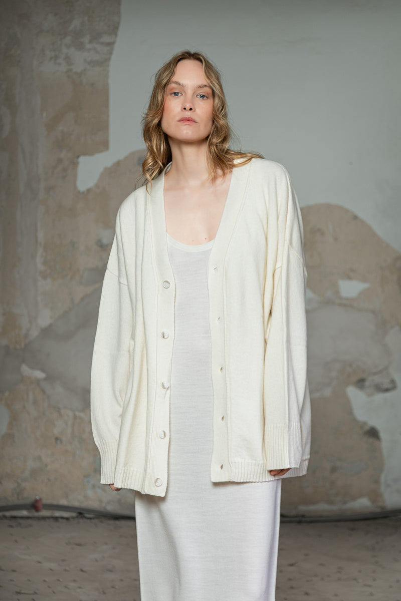 Stay warm & comfy with Pearl Cashmere-Merino Wool Cardigan – for