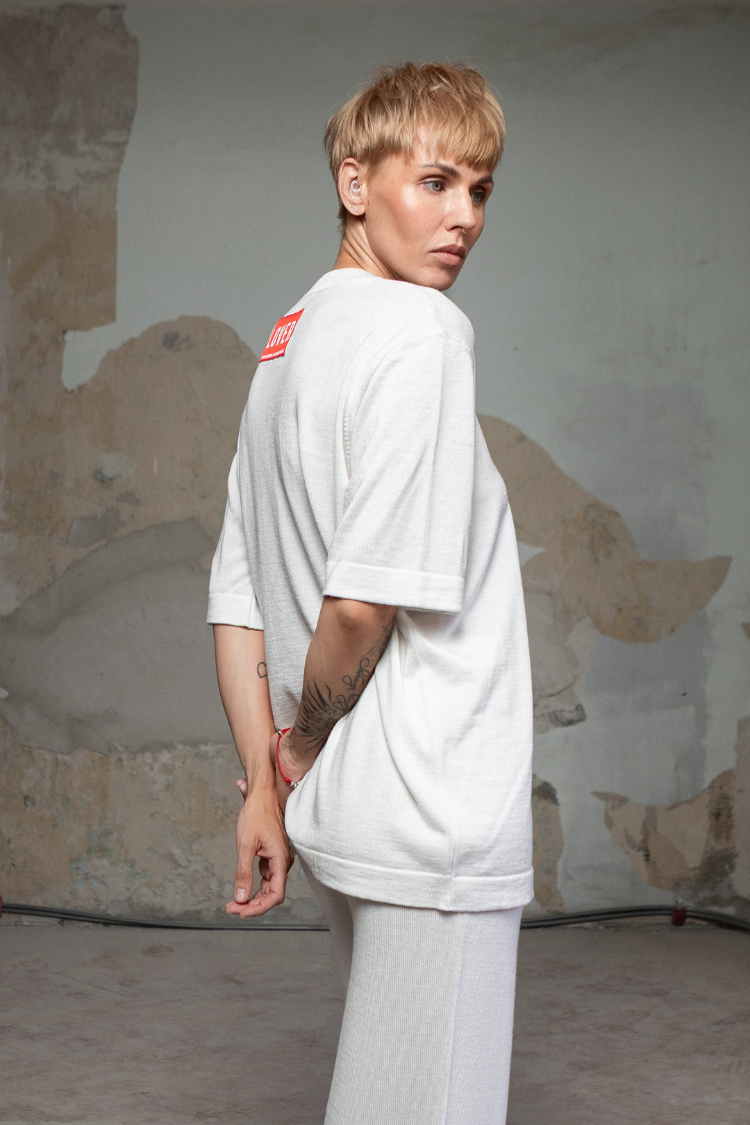 PEARL EXTRA FINE MERINO WOOL U-NECK T-SHIRT