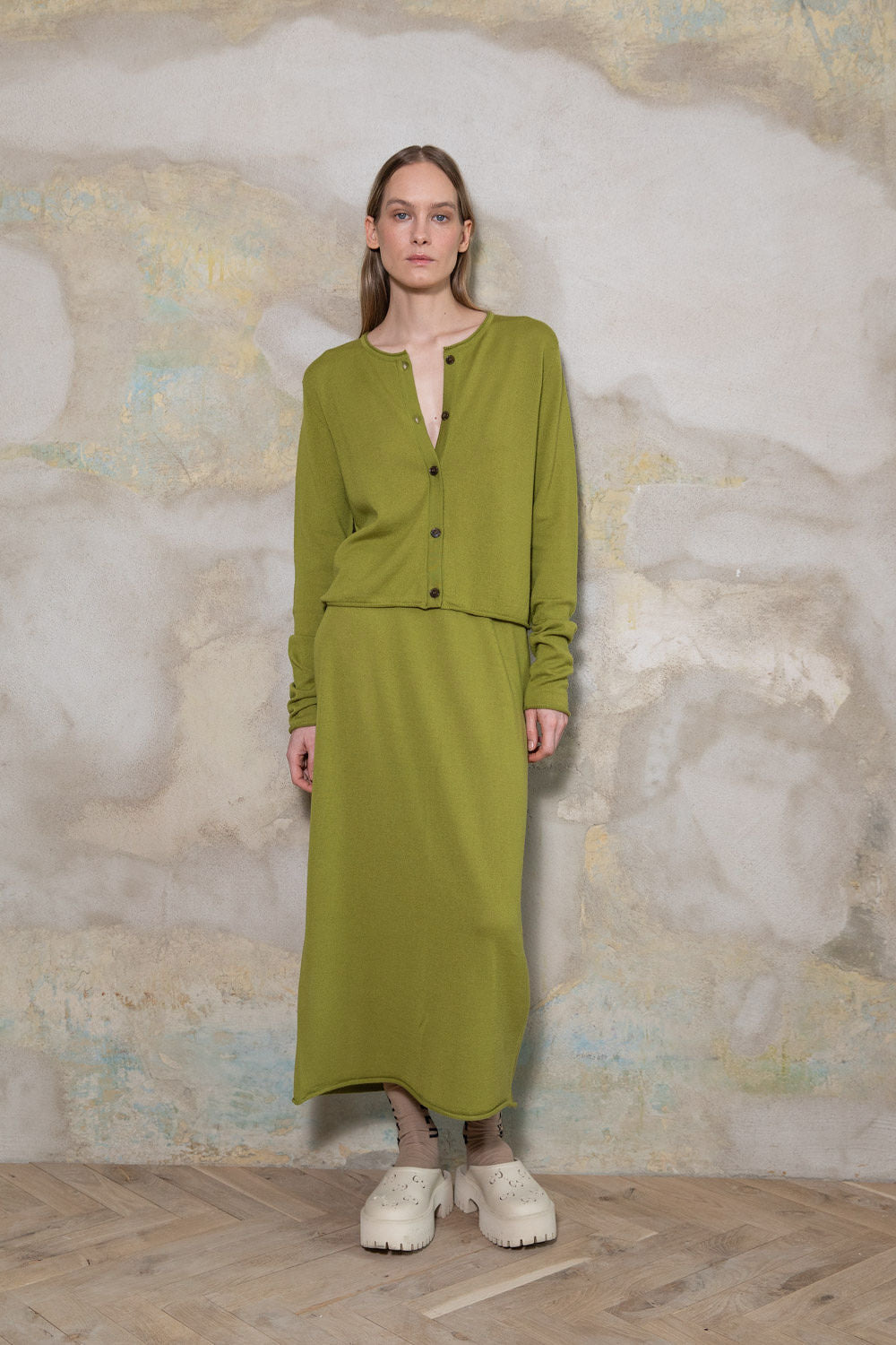 PEAR GREEN SHEER-KNIT EXTRA FINE MERINO WOOL MIDI SKIRT