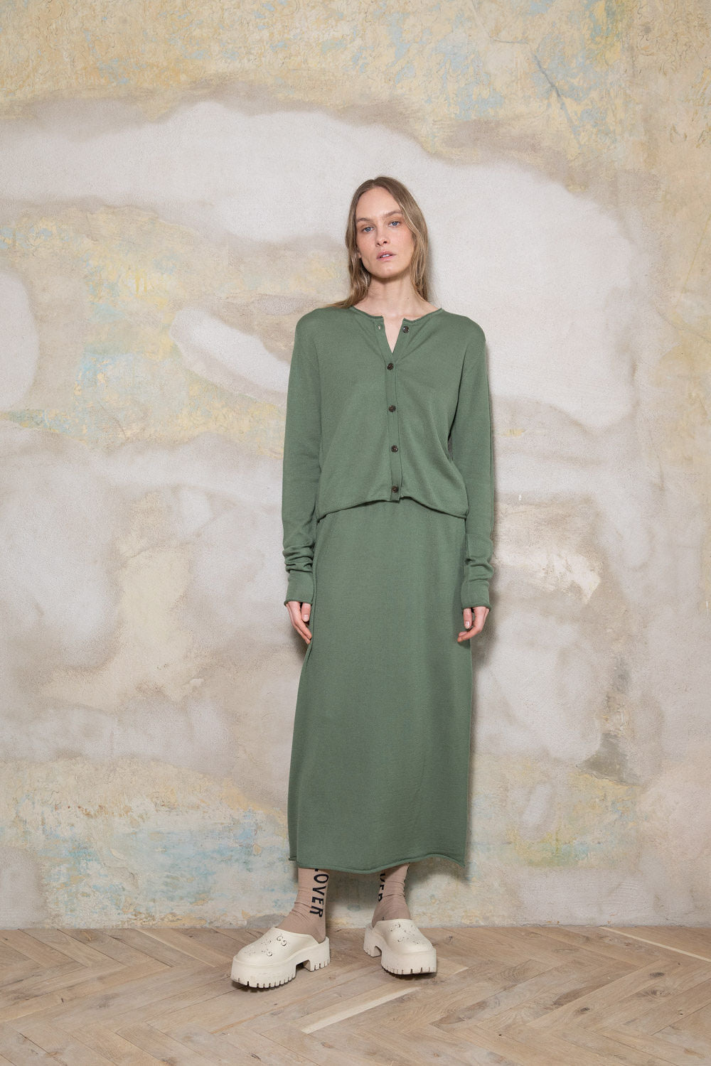 SEA GREEN EXTRA FINE MERINO WOOL BUTTON-UP MINI CARDIGAN