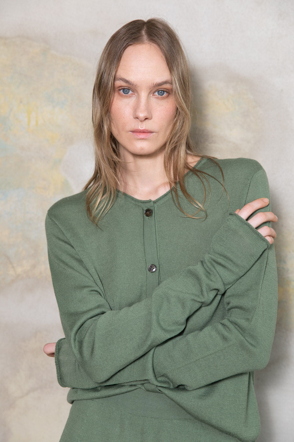SEA GREEN EXTRA FINE MERINO WOOL BUTTON-UP MINI CARDIGAN