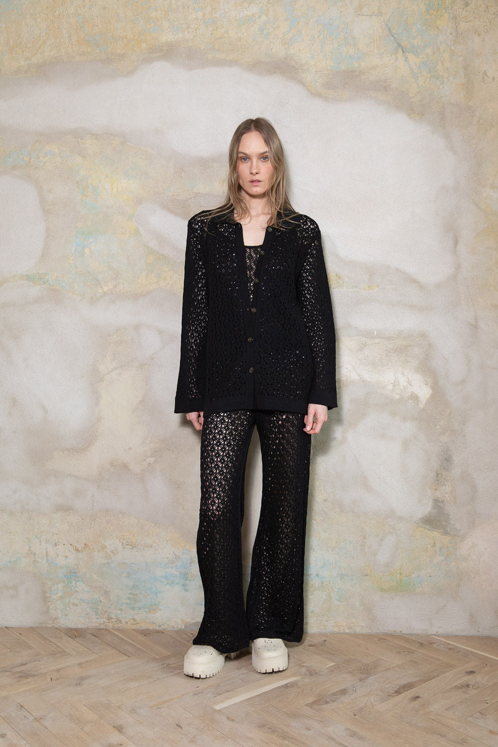 MELNS ĪPAŠI Smalks MERINO VILNAS MEŽĢĪŅU POLO KREKLS