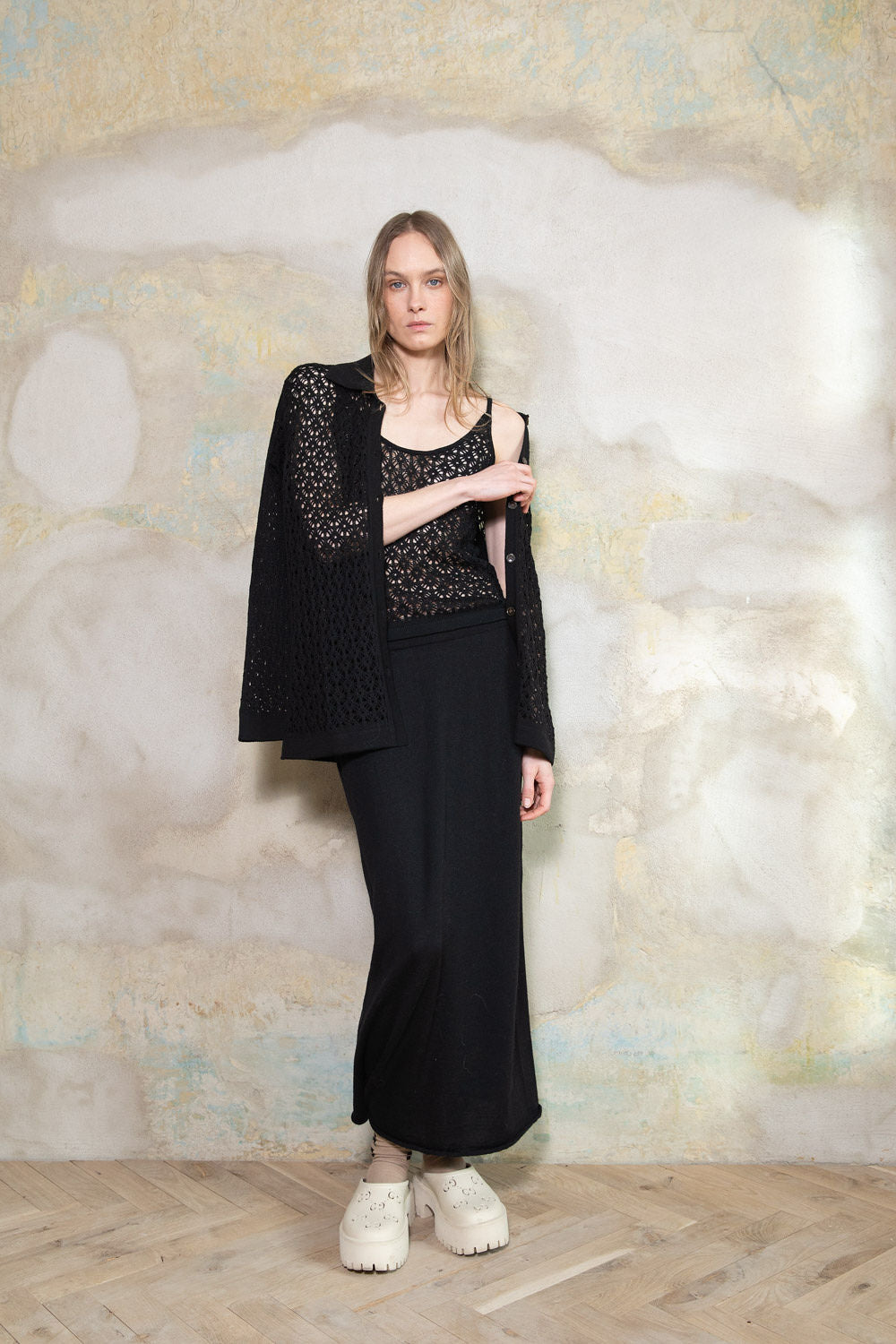 BLACK SHEER-KNIT EXTRA FINE MERINO WOOL MIDI SKIRT