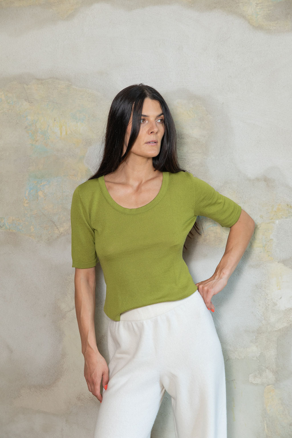 PEAR GREEN EXTRA FINE MERINO WOOL TEE