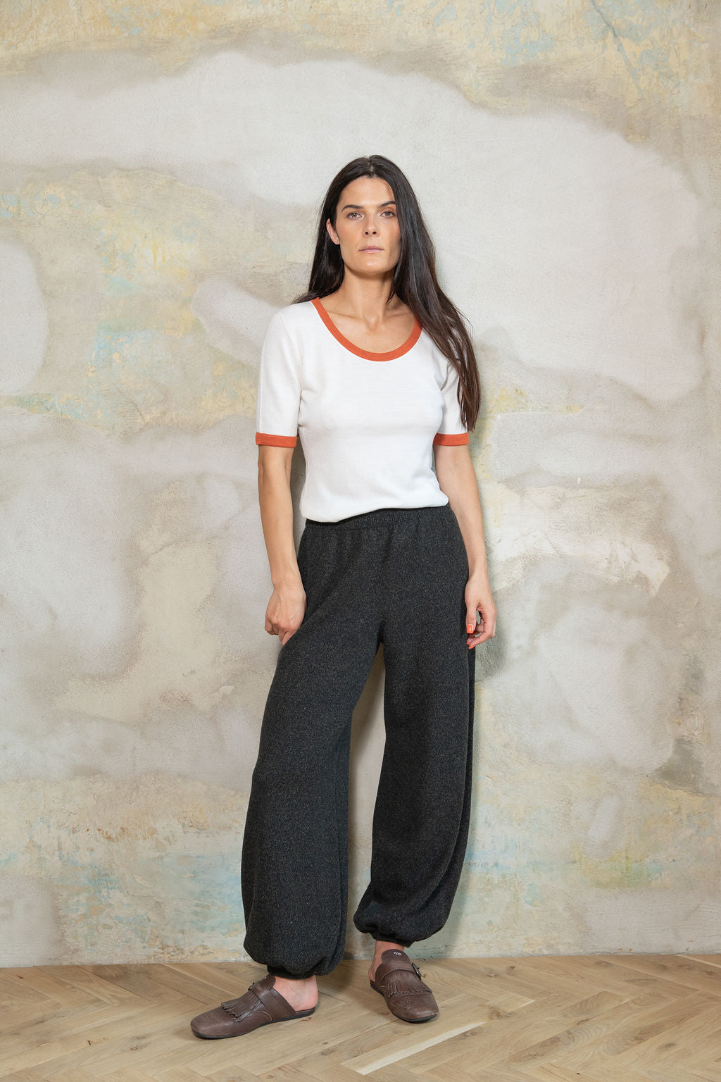 PEARL/RED ORANGE EXTRA FINE MERINO WOOL TEE