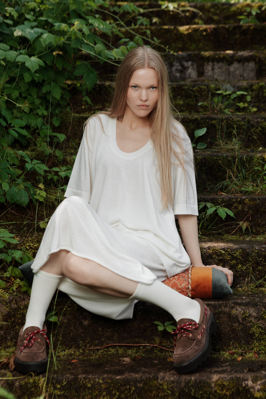 PEARL EXTRA FINE MERINO WOOL U-NECK T-SHIRT