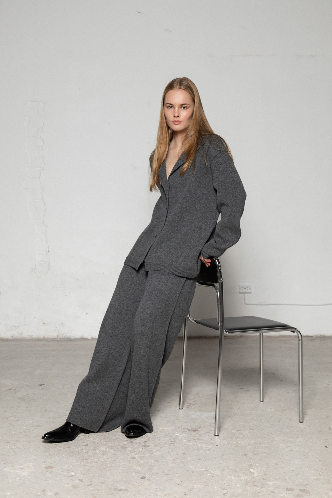 DARK GREY LAMBSWOOL TROUSERS