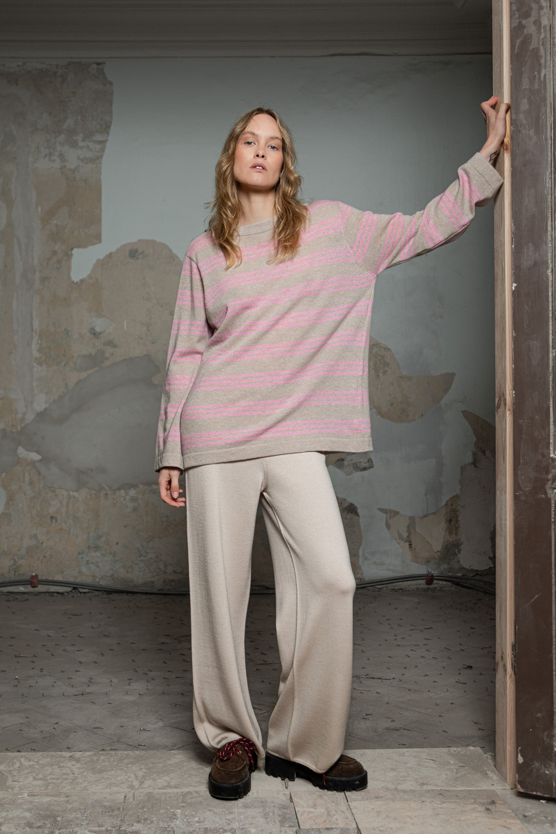 POWDER/SOFT PINK CASHMERE-MERINO WOOL SHIRT