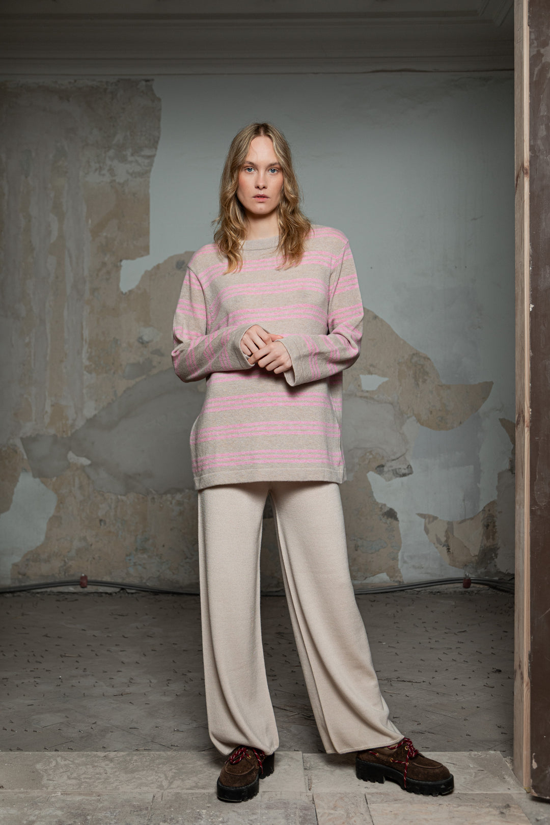 POWDER/SOFT PINK CASHMERE-MERINO WOOL SHIRT