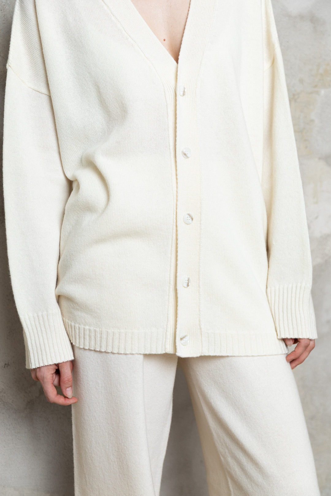 PEARL CASHMERE-MERINO WOOL CARDIGAN