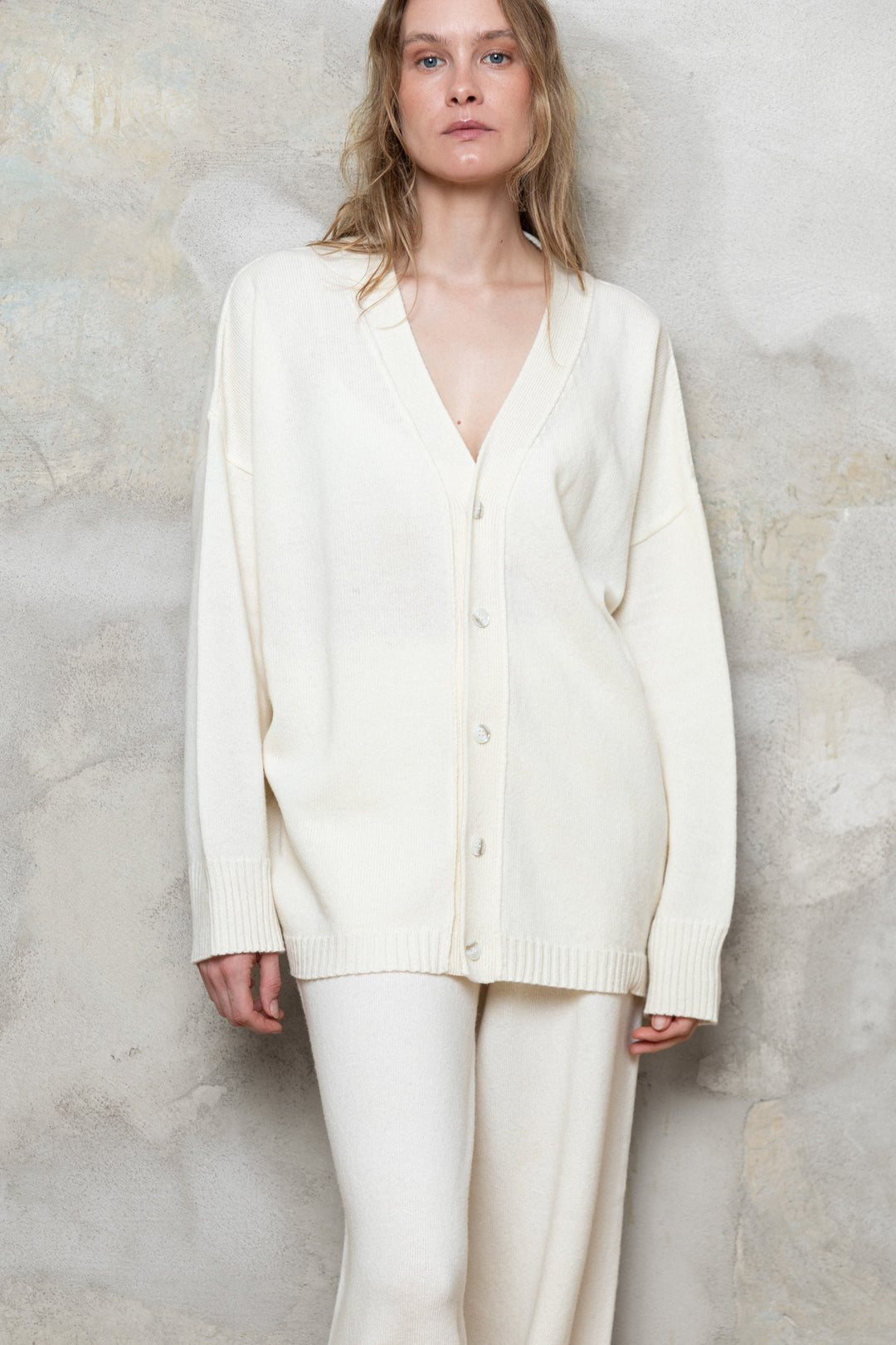 PEARL CASHMERE-MERINO WOOL CARDIGAN