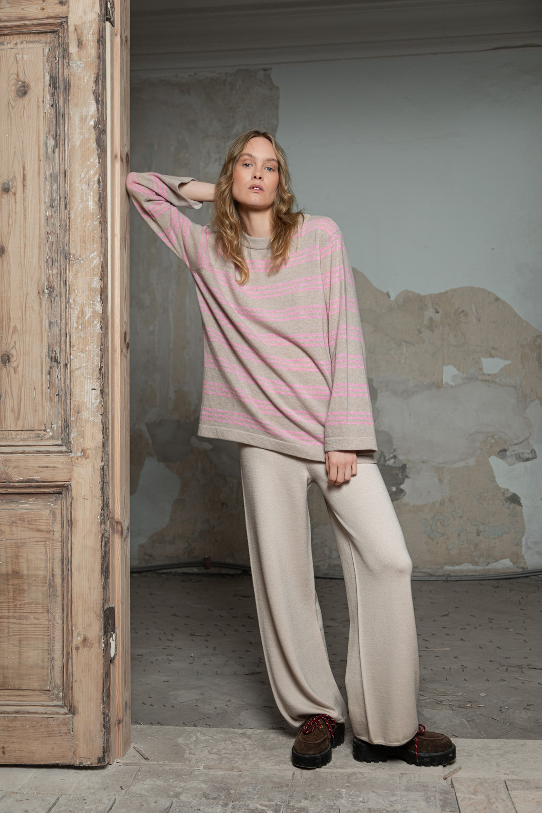 POWDER/SOFT PINK CASHMERE-MERINO WOOL SHIRT