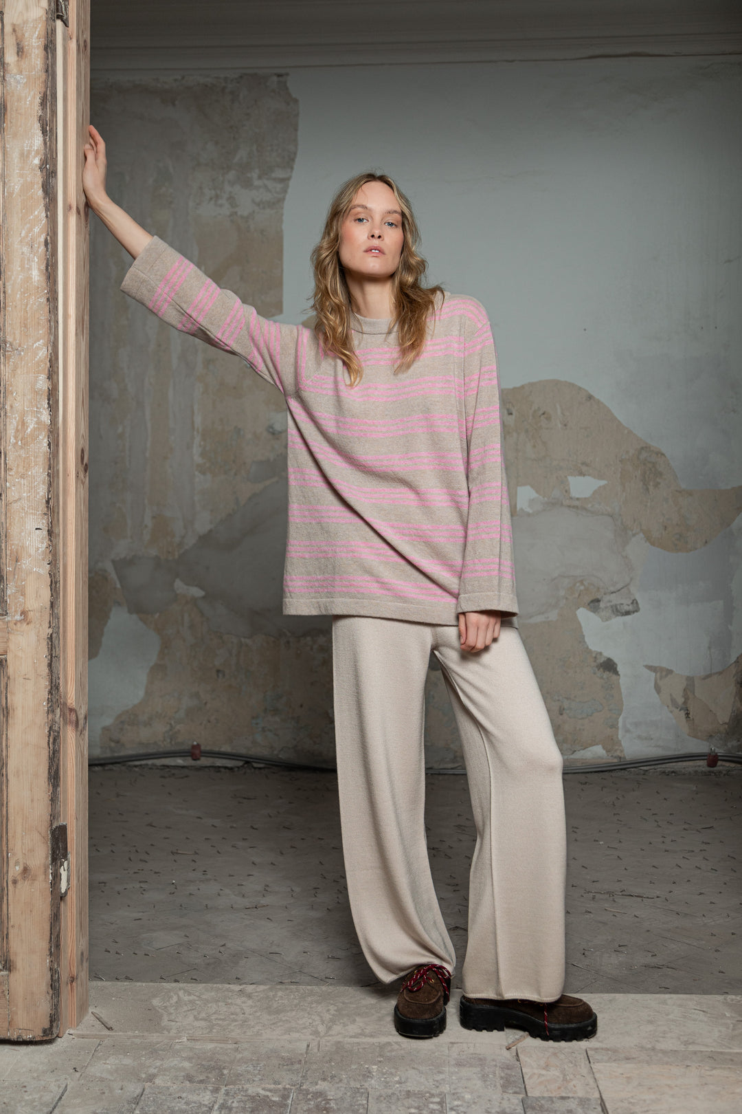 POWDER/SOFT PINK CASHMERE-MERINO WOOL SHIRT