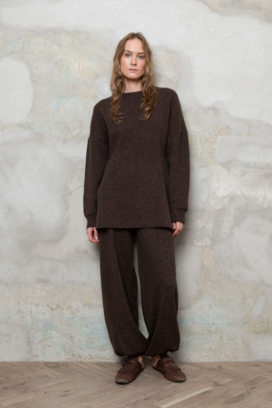 CHOCOLATE BROWN CASHMERE-MERINO WOOL BALLOON TROUSERS