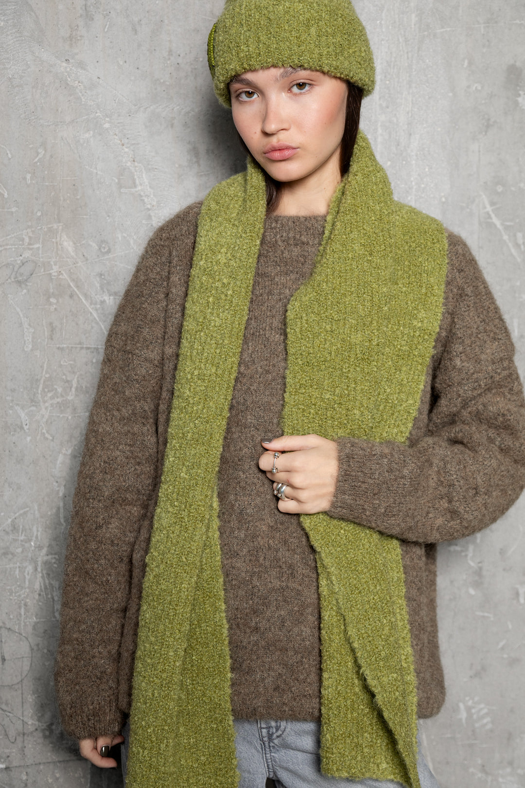 MOSS GREEN TEDDY ALPACA SCARF