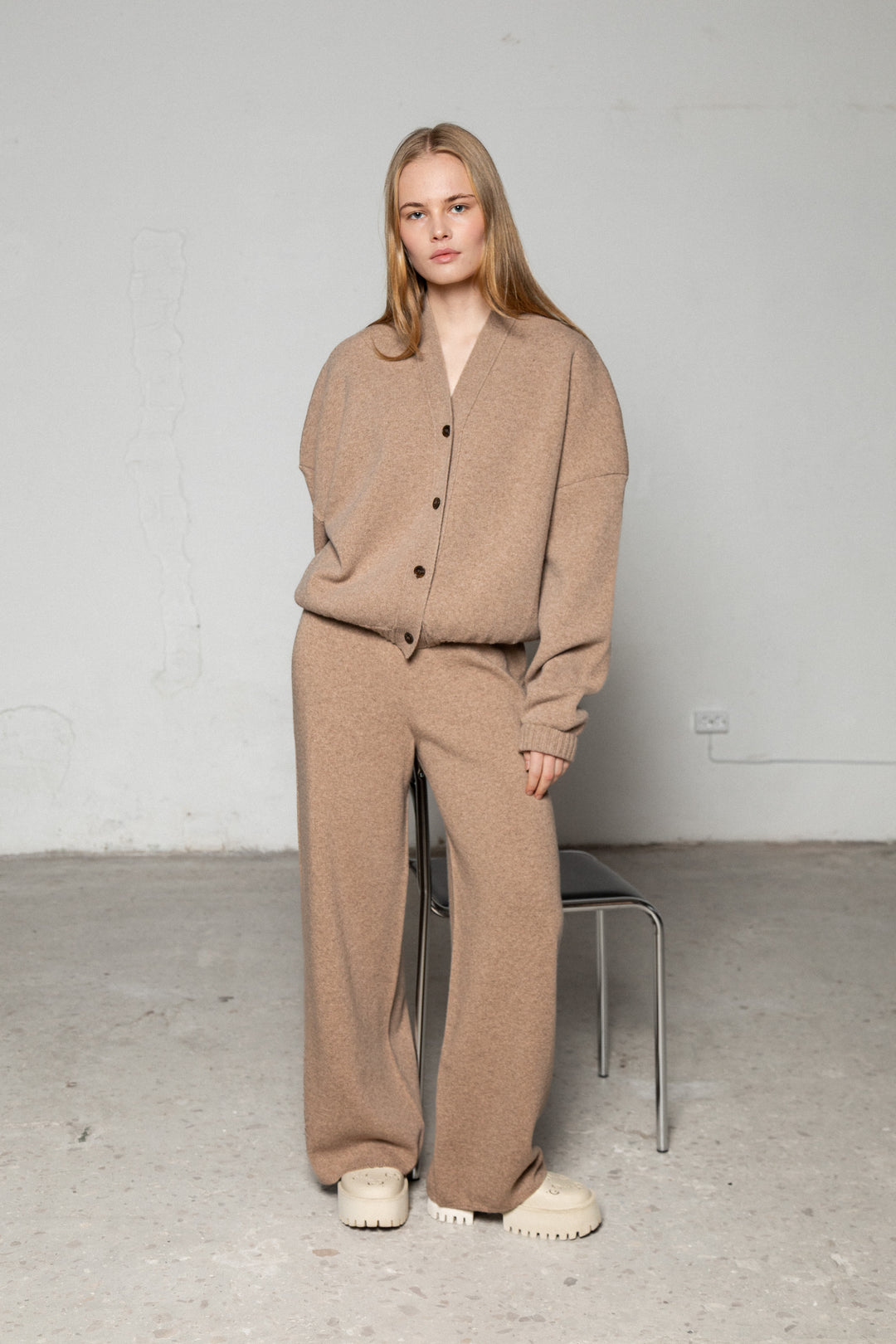 SAND LAMBSWOOL LONG BOMBER JACKET