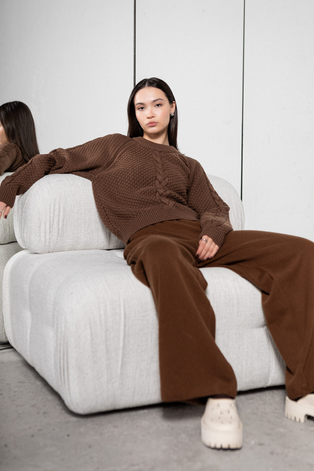 COCOA CABLE-KNIT EXTRA FINE MERINO WOOL SWEATER