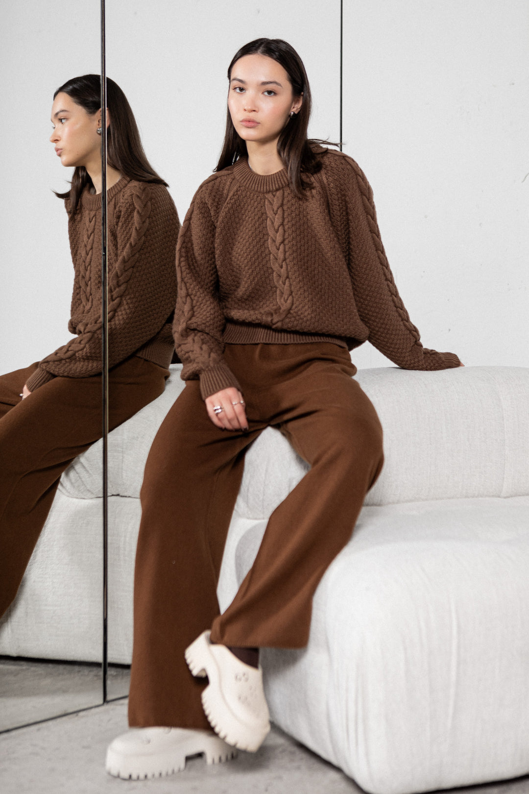 COCOA CABLE-KNIT EXTRA FINE MERINO WOOL SWEATER