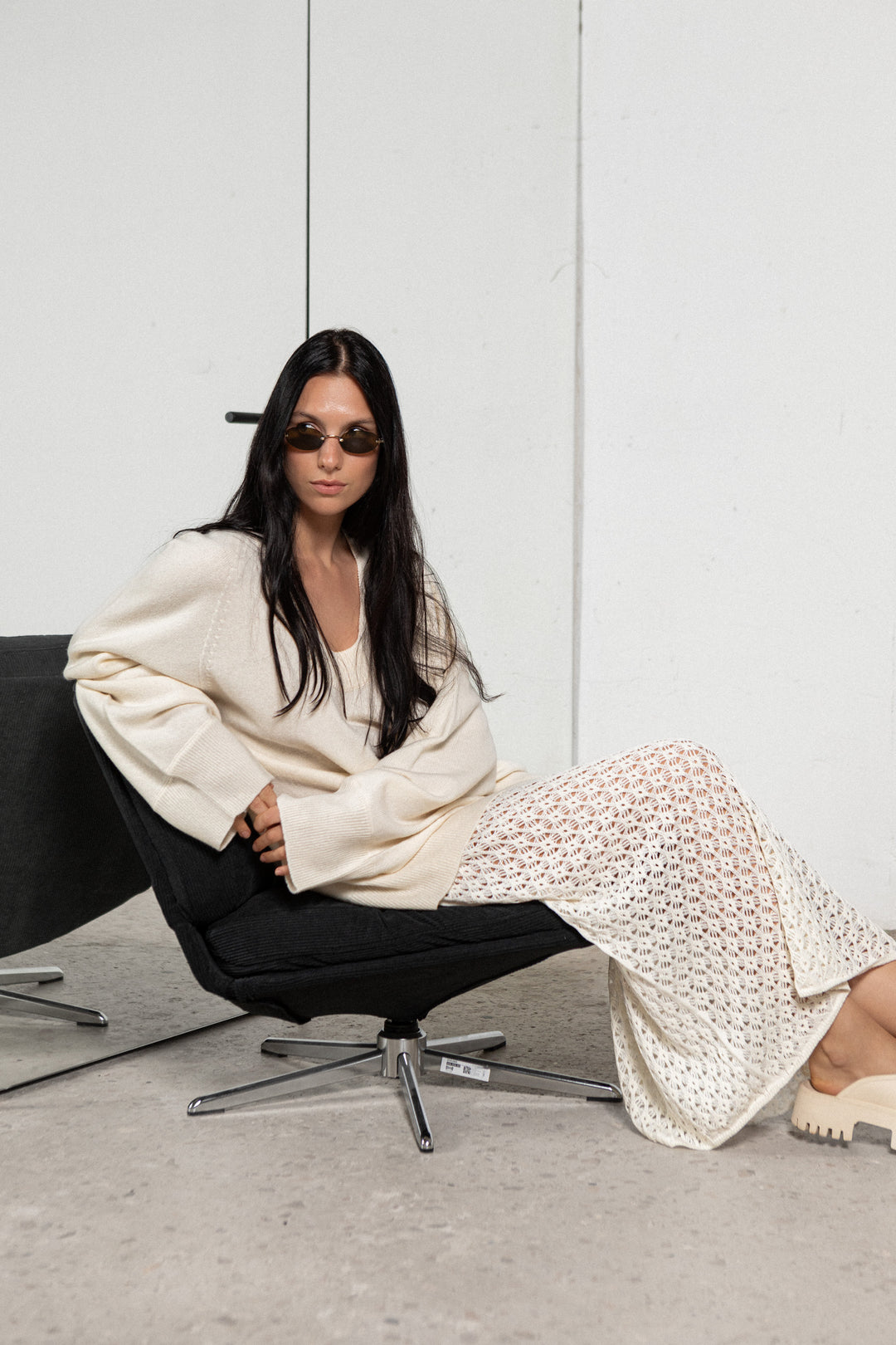 PEARL EXTRA FINE MERINO WOOL LACE SKIRT