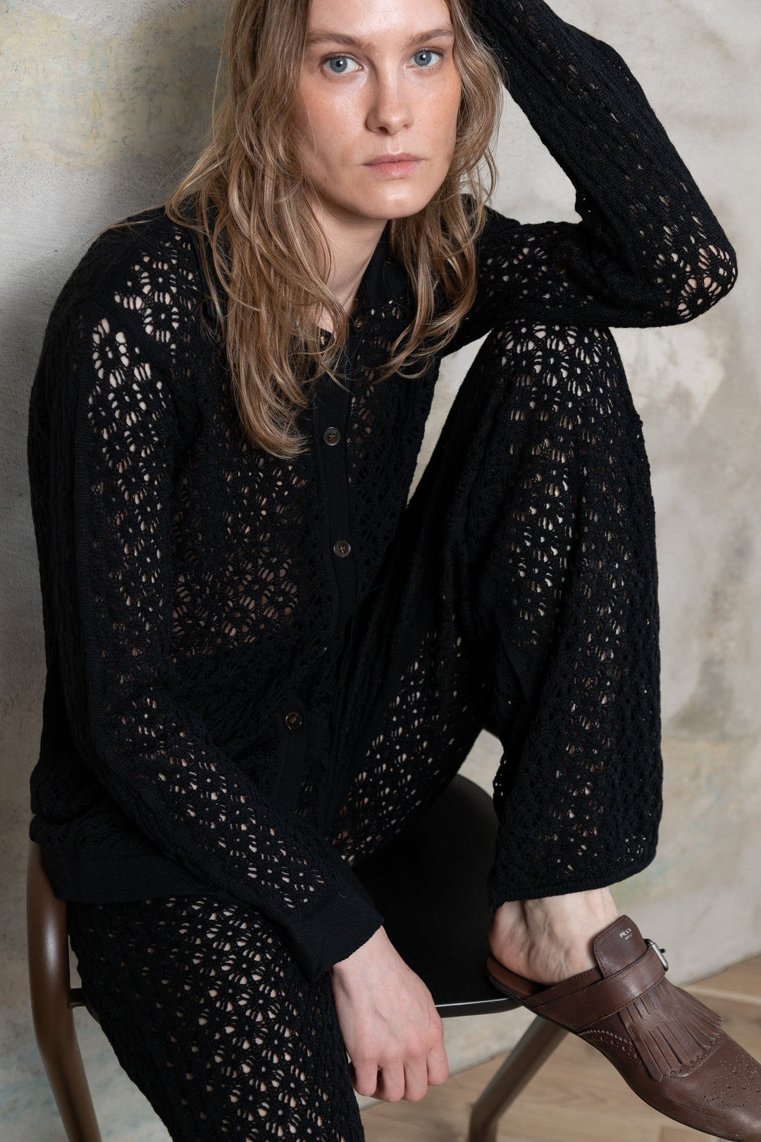 BLACK EXTRA FINE MERINO WOOL LACE TROUSERS