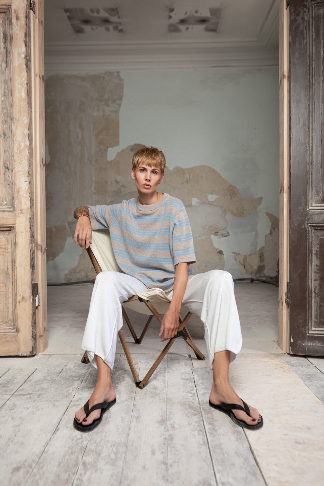POWDER/CLOUD BLUE CASHMERE-MERINO WOOL T-SHIRT