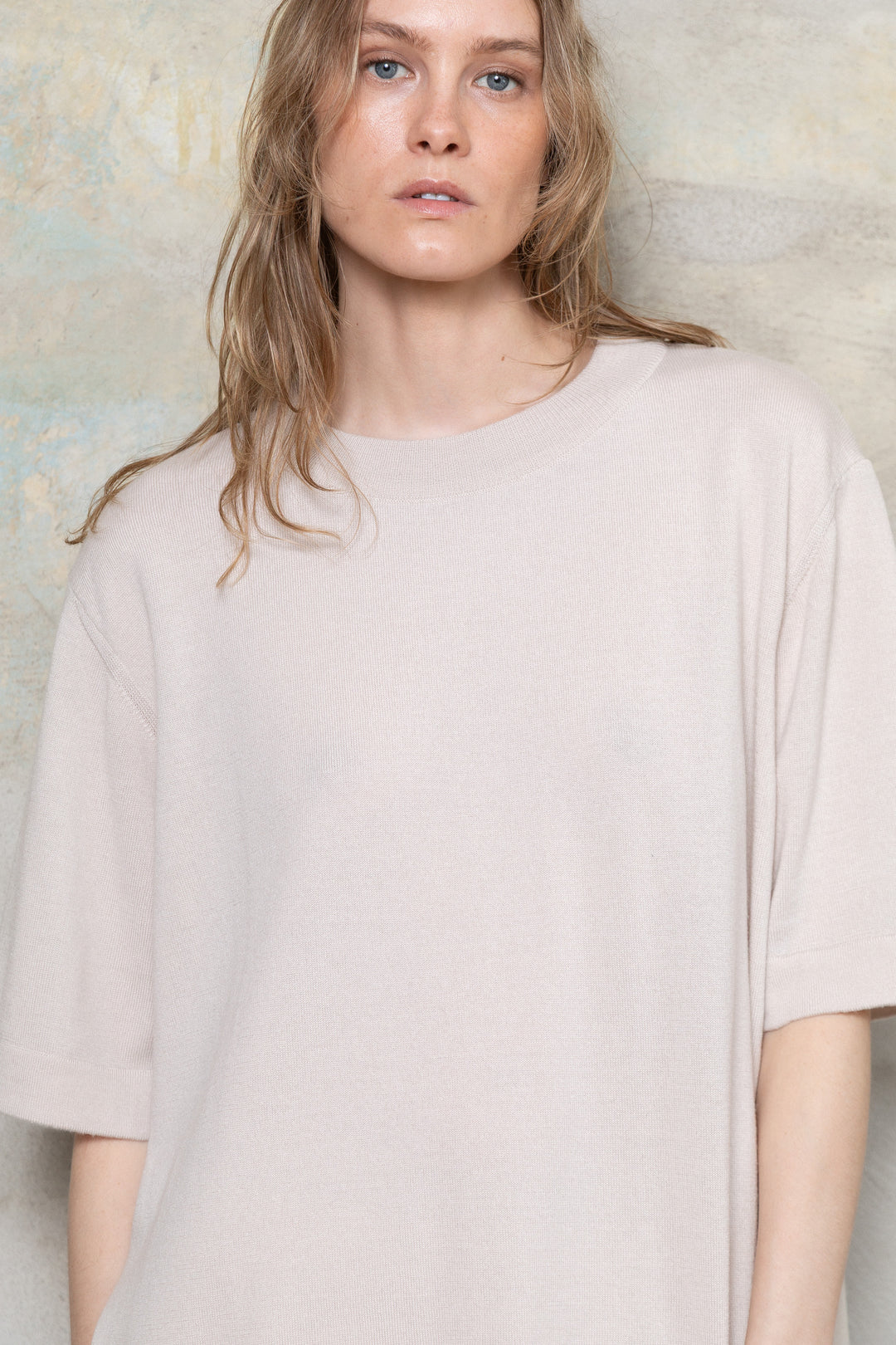 SOFT POWDER EXTRA FINE MERINO WOOL T-SHIRT
