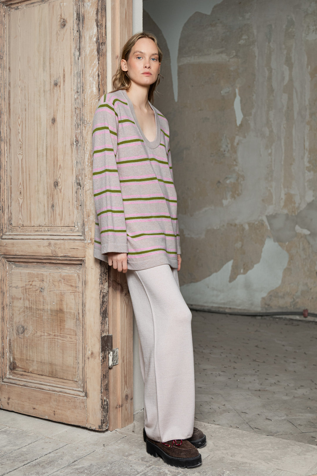POWDER/LIME GREEN/SOFT PINK CASHMERE-MERINO WOOL U-NECK SHIRT