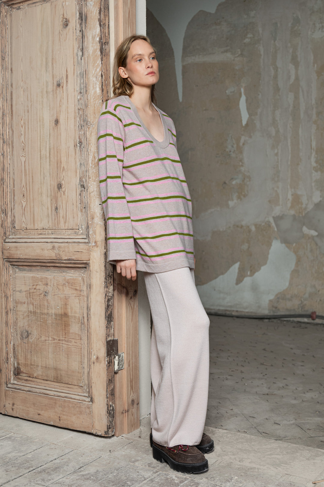 POWDER/LIME GREEN/SOFT PINK CASHMERE-MERINO WOOL U-NECK SHIRT