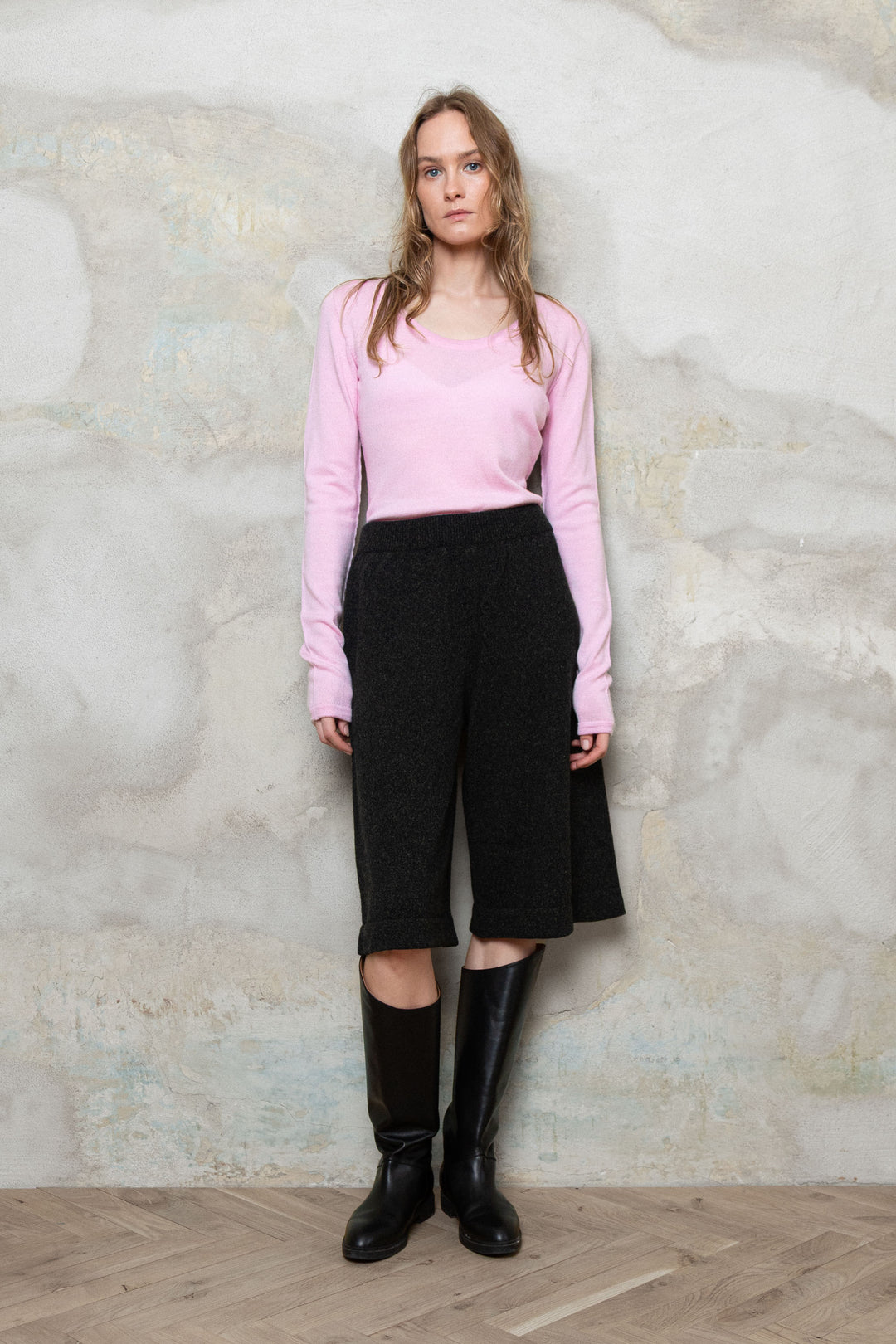 BABY PINK EXTRA FINE MERINO WOOL FINE KNIT SWEATER