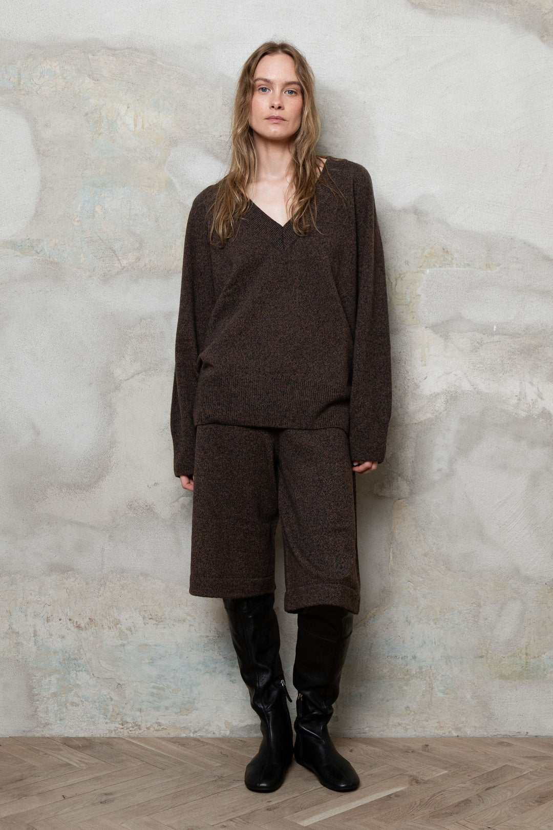 CHOCOLATE BROWN MELANGE CASHMERE-MERINO WOOL V-NECK SWEATER
