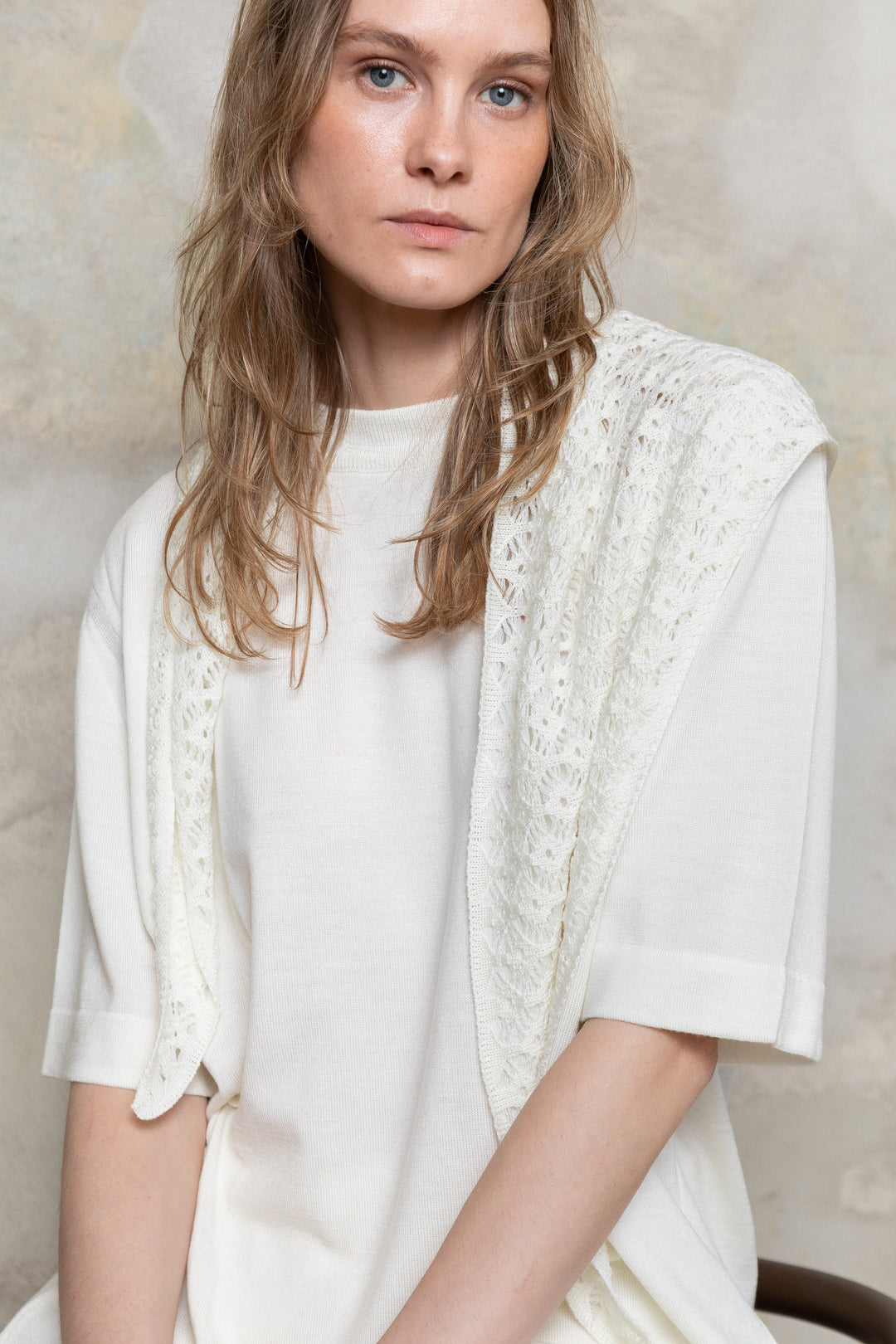 PEARL EXTRA FINE MERINO WOOL LACE SCARF