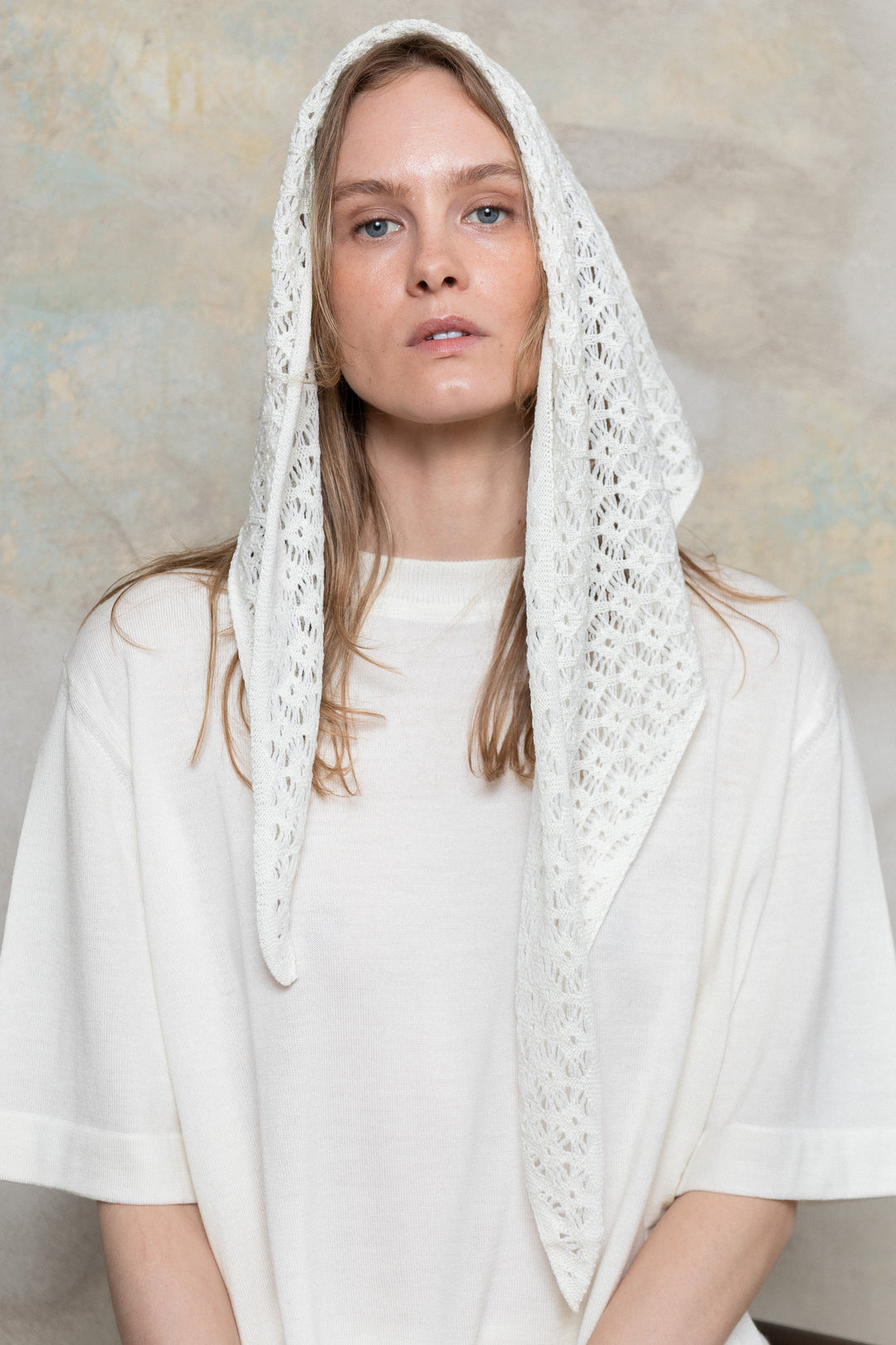 PEARL EXTRA FINE MERINO WOOL LACE SCARF