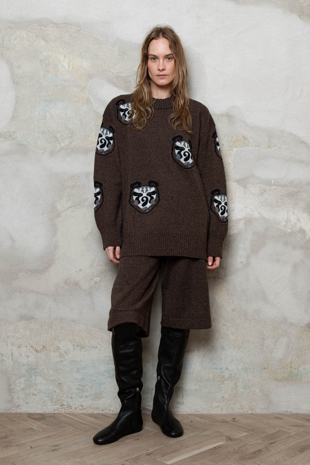 CHOCOLATE BROWN MELANGE CASHMERE-MERINO WOOL BEAR SWEATER