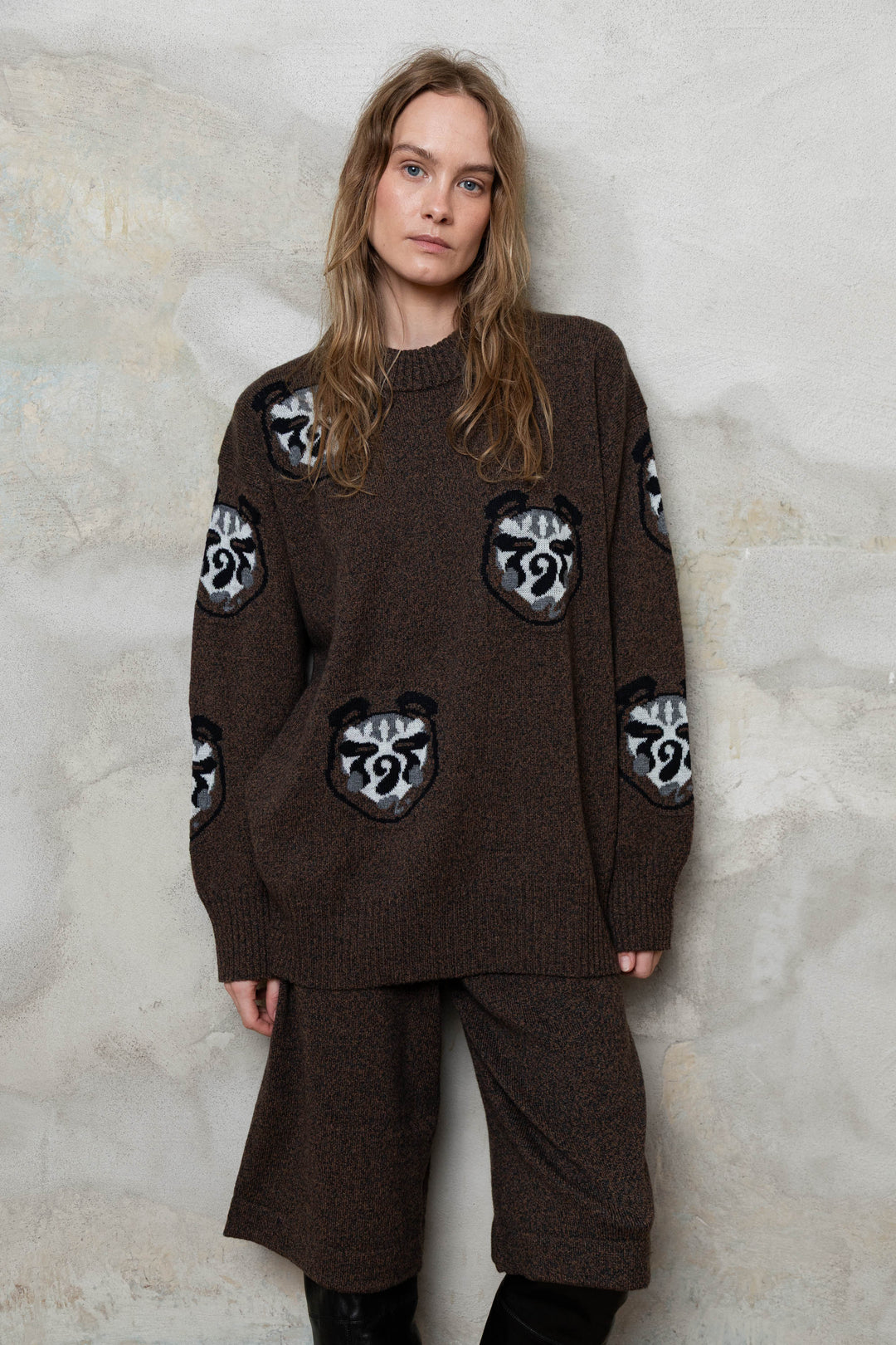 CHOCOLATE BROWN MELANGE CASHMERE-MERINO WOOL BEAR SWEATER