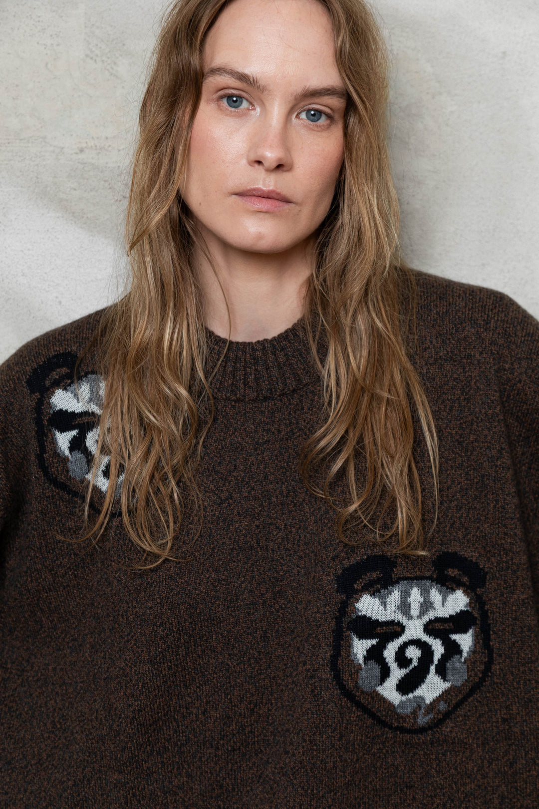CHOCOLATE BROWN MELANGE CASHMERE-MERINO WOOL BEAR SWEATER
