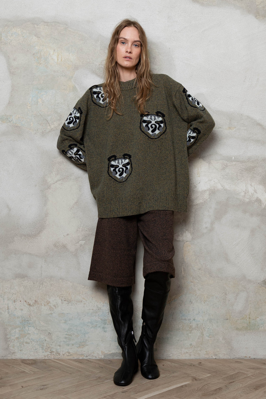 KHAKI MELANGE CASHMERE-MERINO WOOL BEAR SWEATER