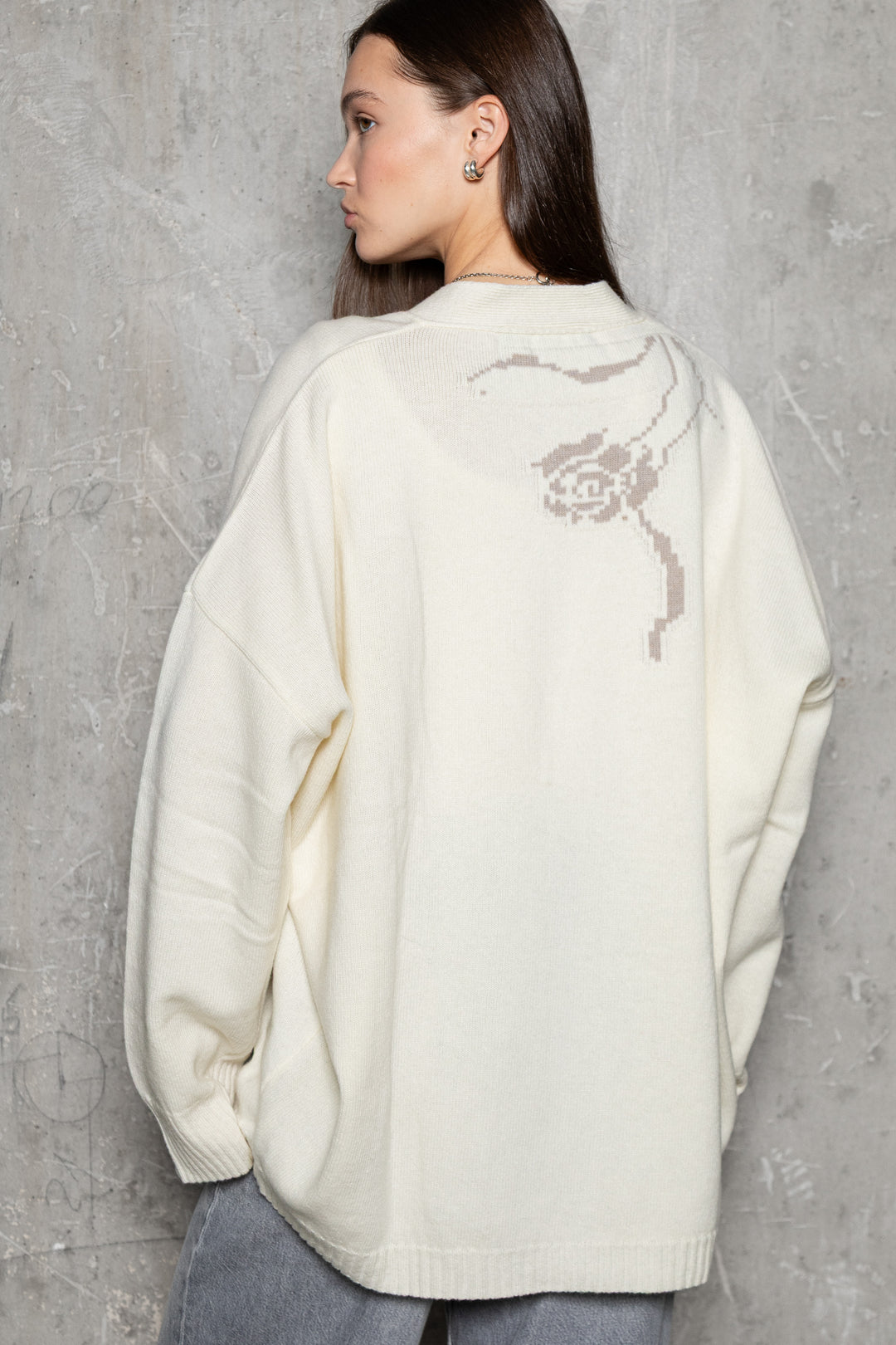 PEARL/POWDER CASHMERE-MERINO WOOL ROSE CARDIGAN