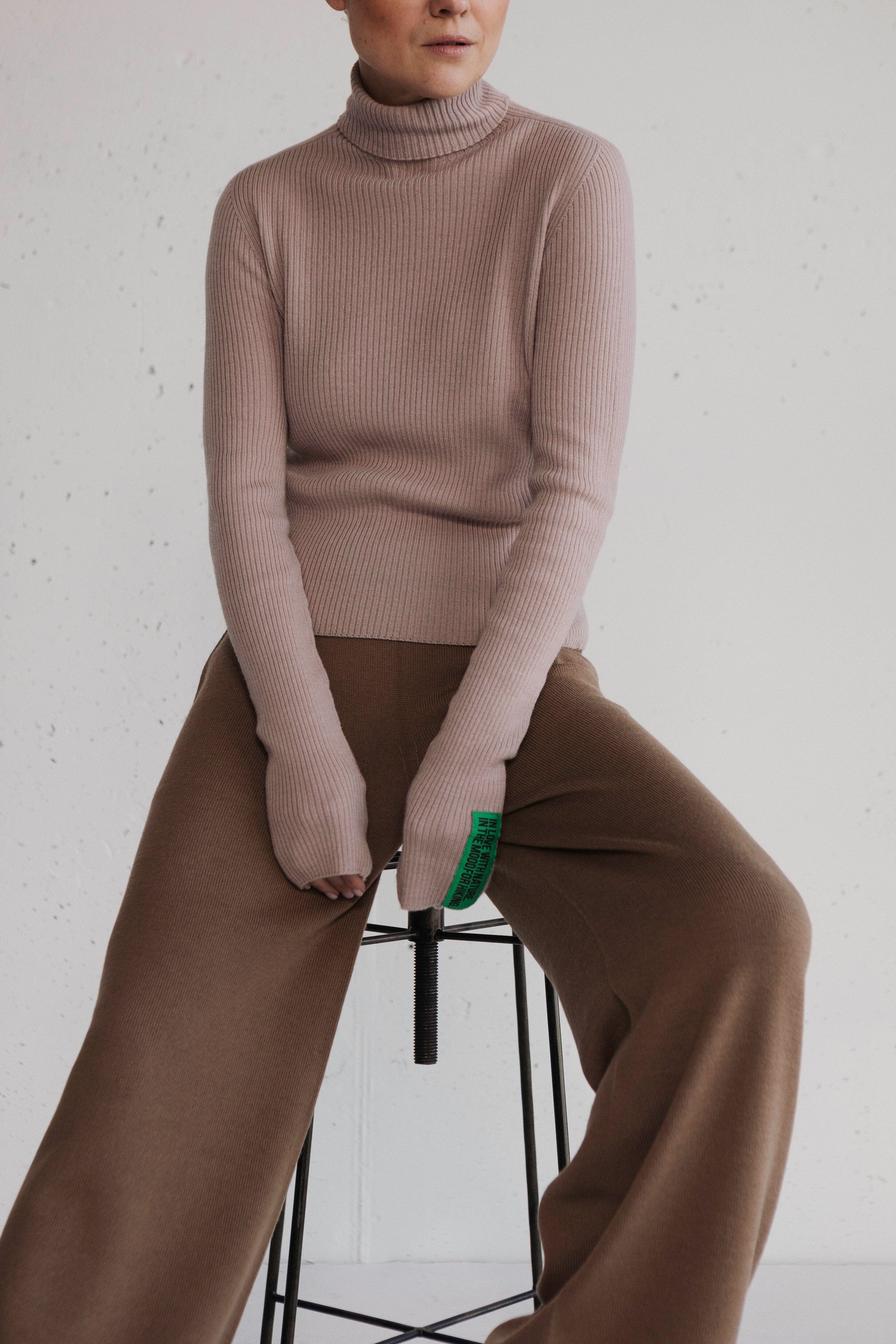 POWDER EXTRA FINE MERINO WOOL TURTLENECK NO. 2 for lovers and trees 