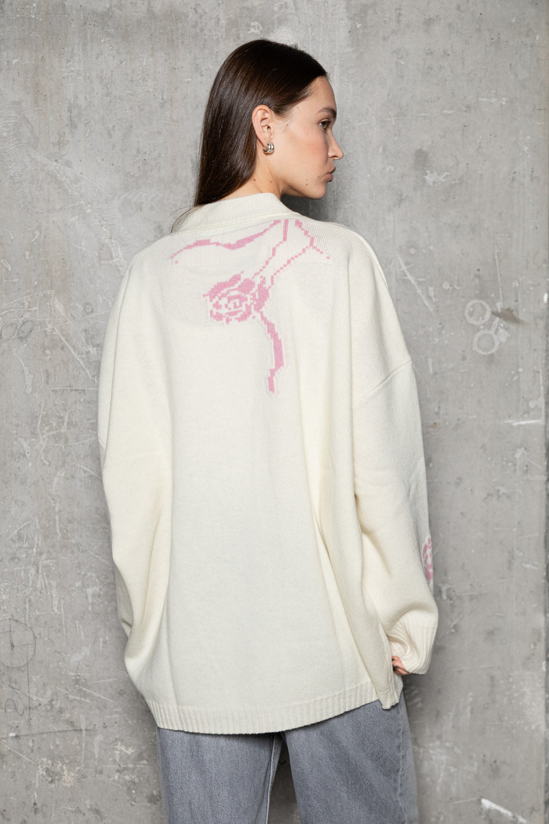 PEARL/SOFT PINK CASHMERE-MERINO WOOL ROSE CARDIGAN