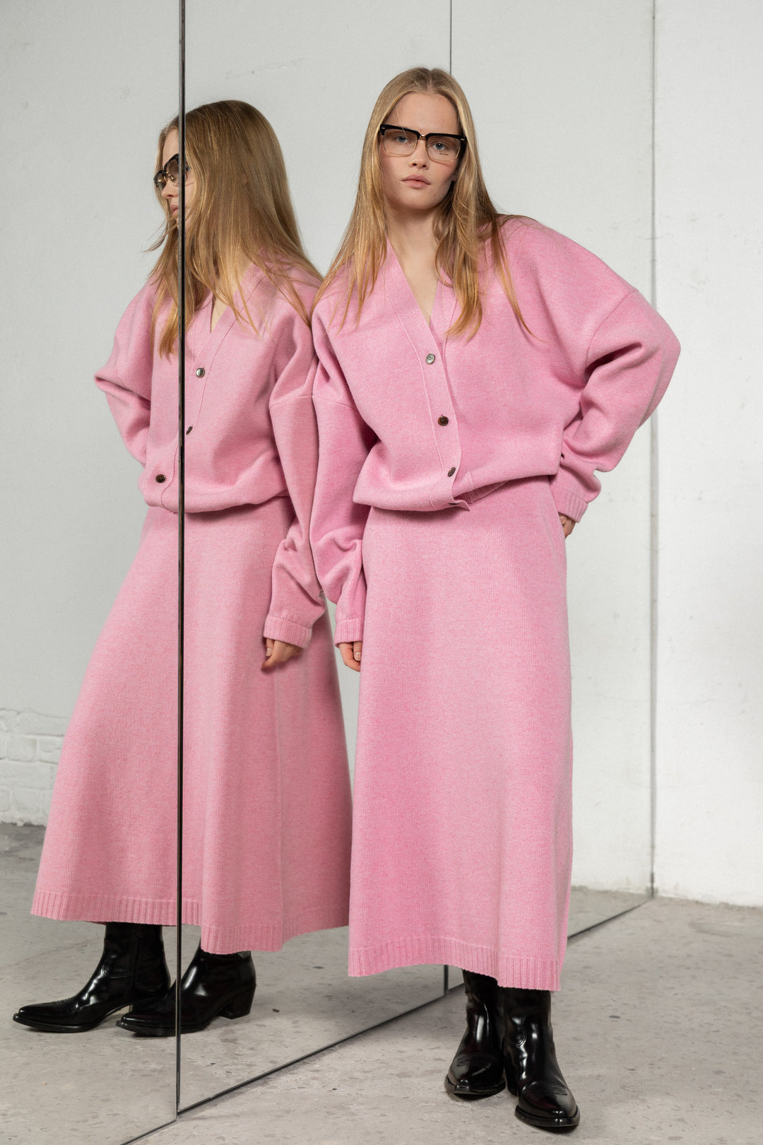 SOFT PINK CASHMERE-MERINO WOOL MAXI SKIRT