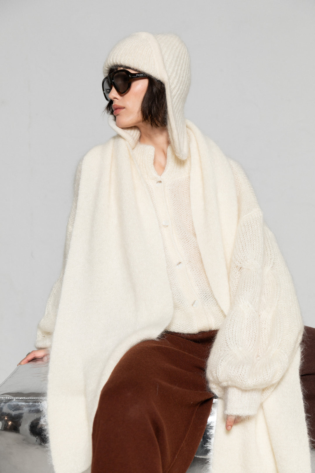 PĒRĻU MOHĒRAS UN ZĪDA LAKLE 