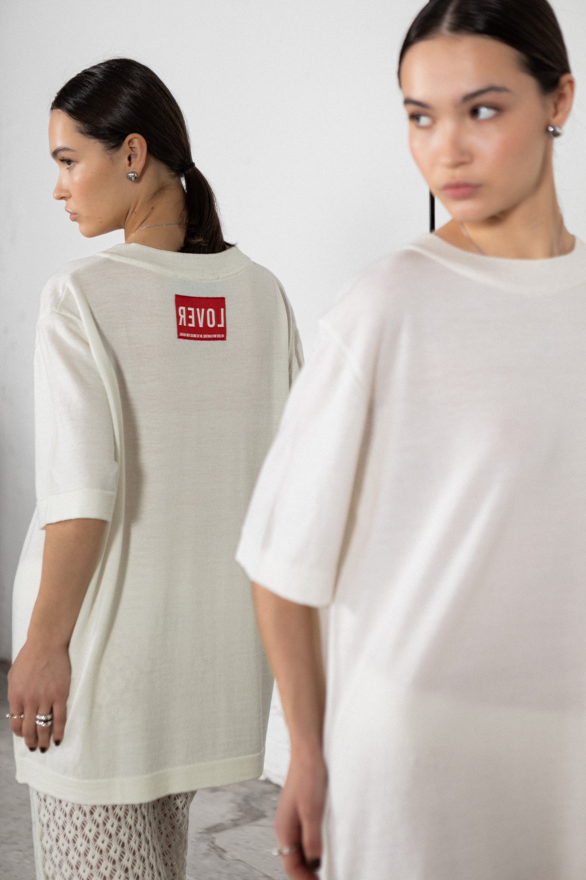 【24AW】Fine Wool Oversized Regular Shirt for lovers & trees Pearl Merino Wool T-Shirt - Comfort for