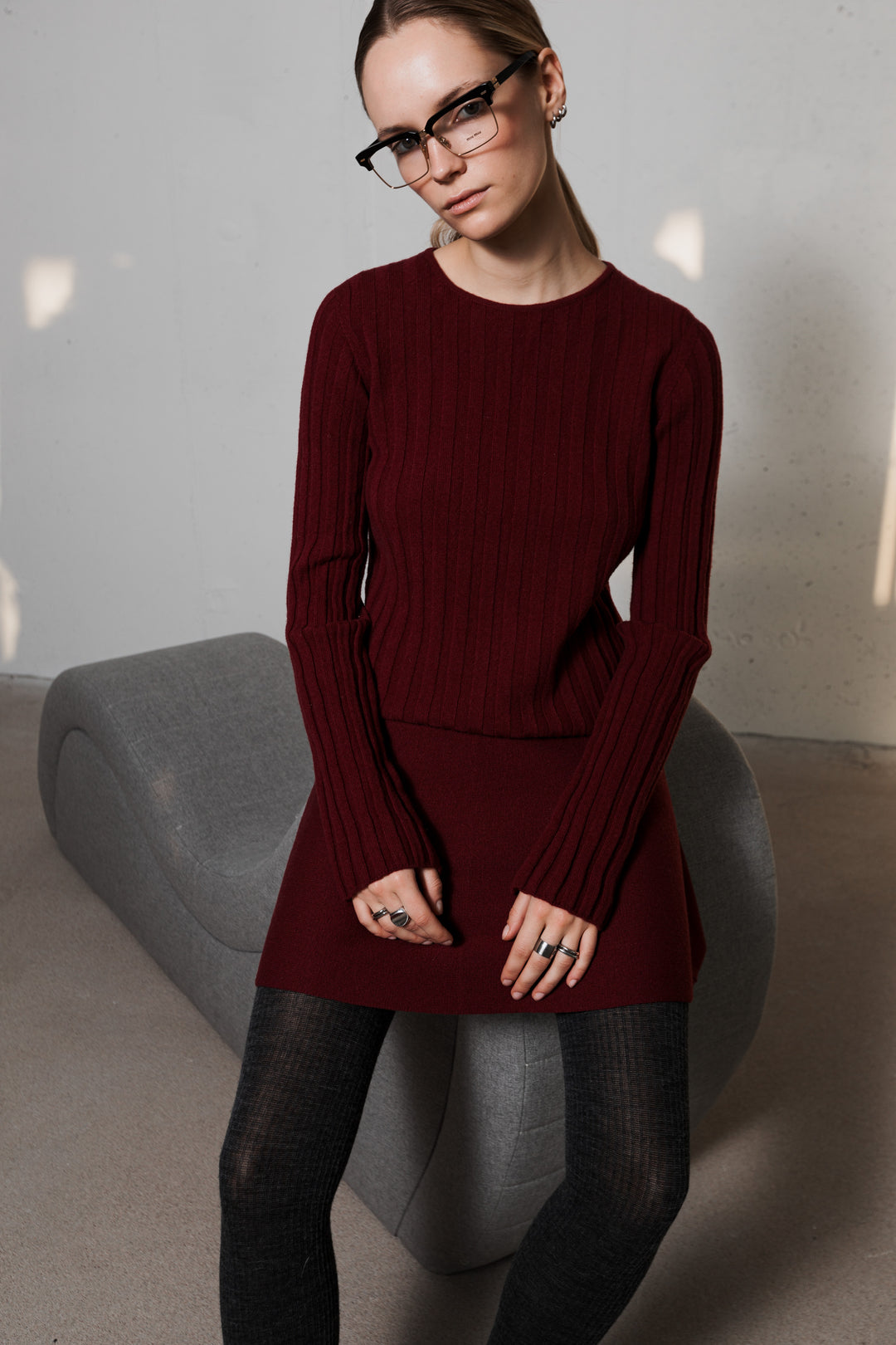 BURGUNDY LAMBSWOOL RIB-KNIT TOP