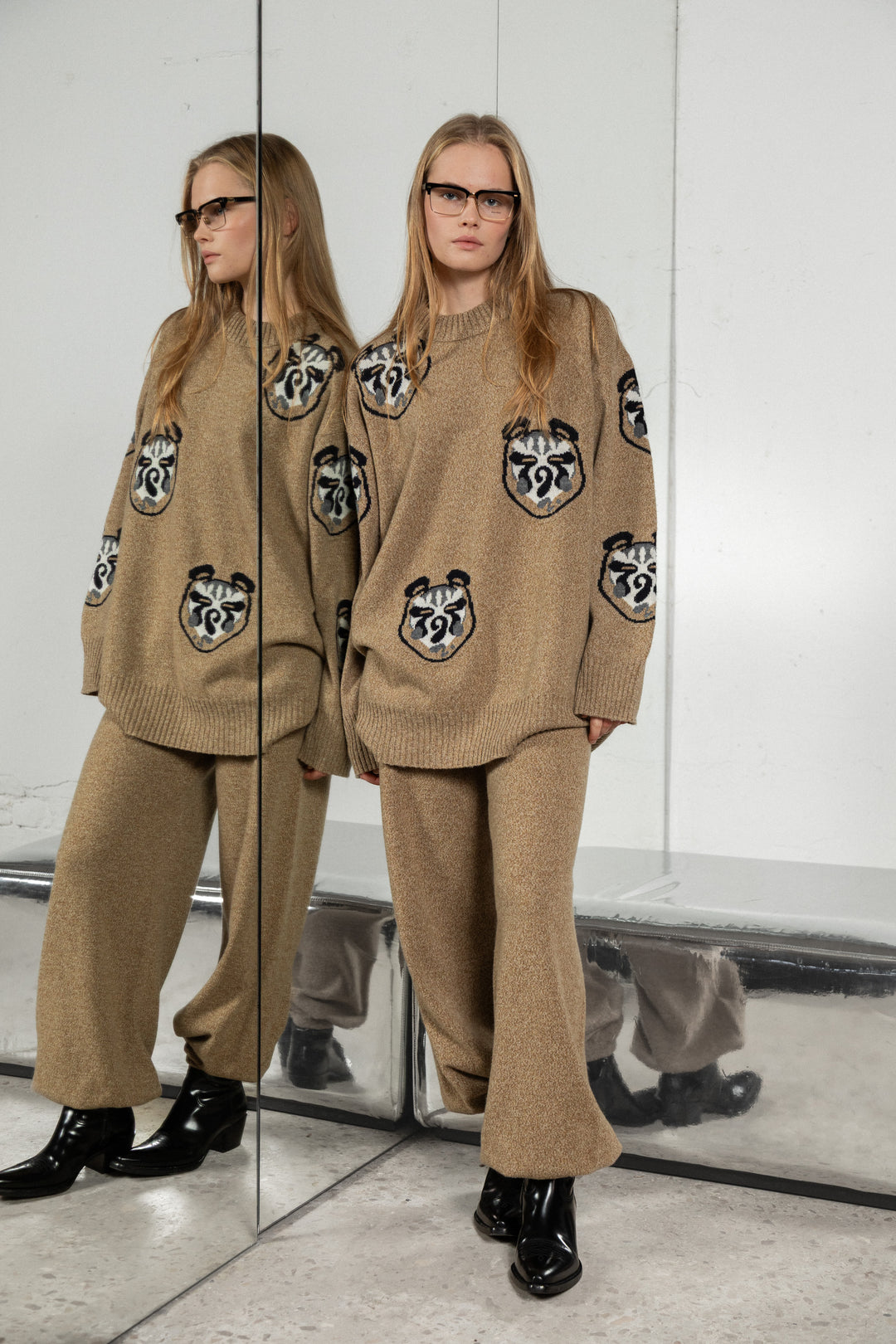 OAT MELANGE CASHMERE-MERINO WOOL BALLOON TROUSERS