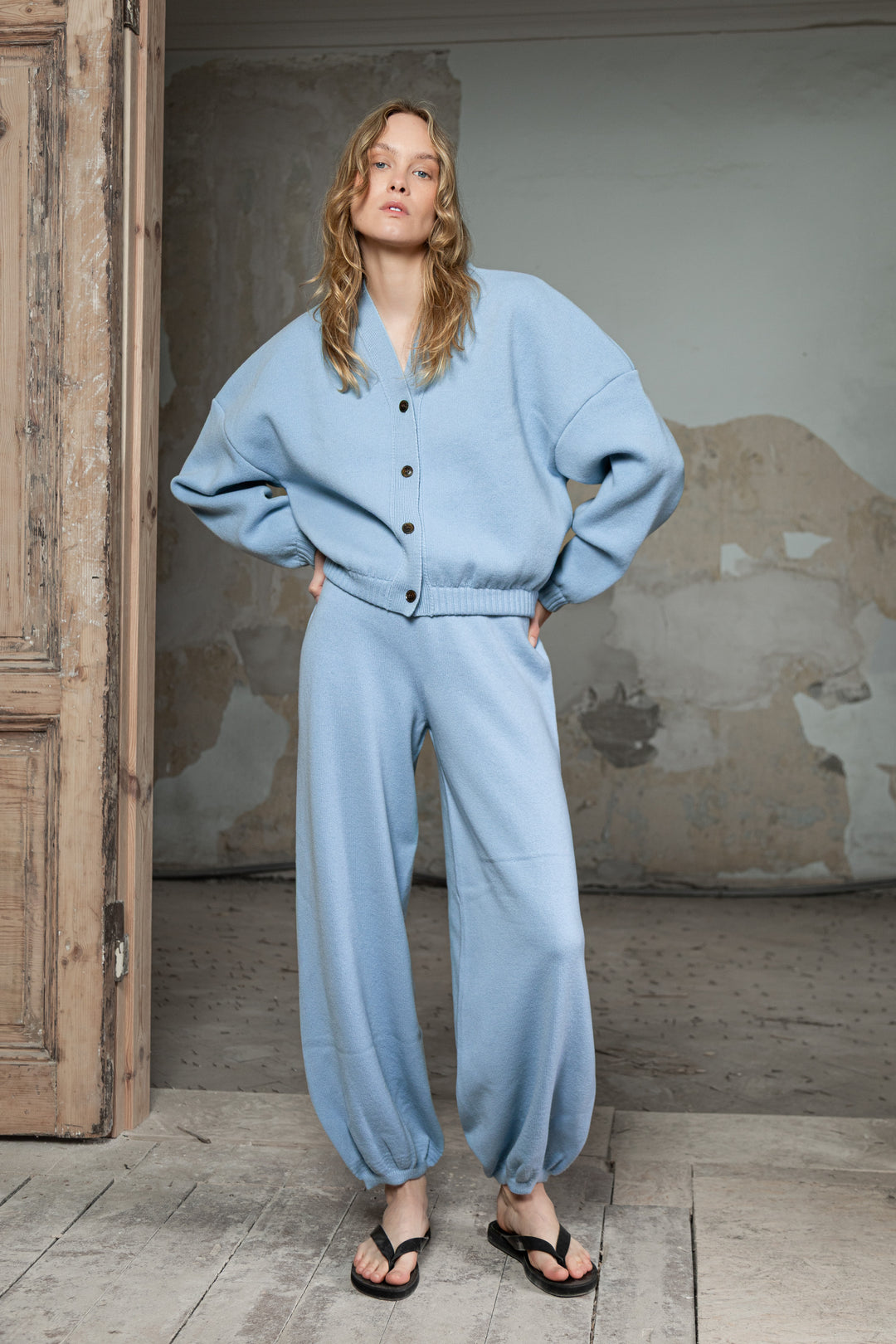CLOUD BLUE LAMBSWOOL BALLOON TROUSERS