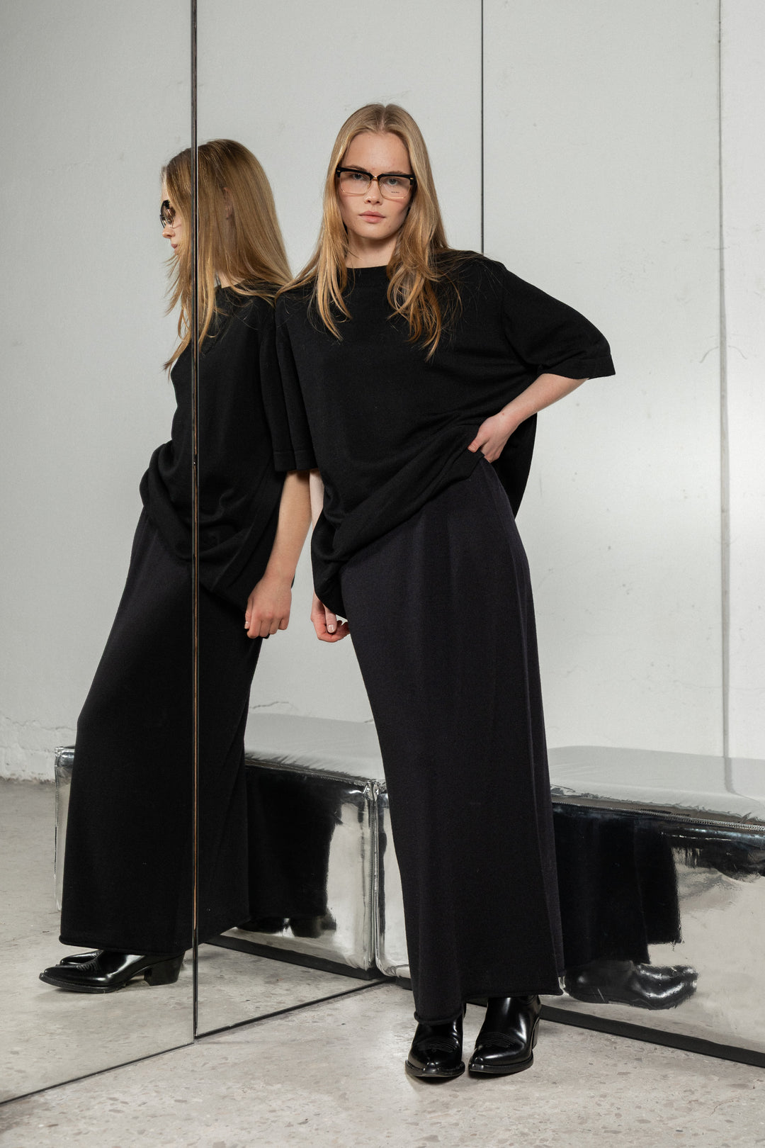 BLACK SHEER-KNIT EXTRA FINE MERINO WOOL MIDI SKIRT