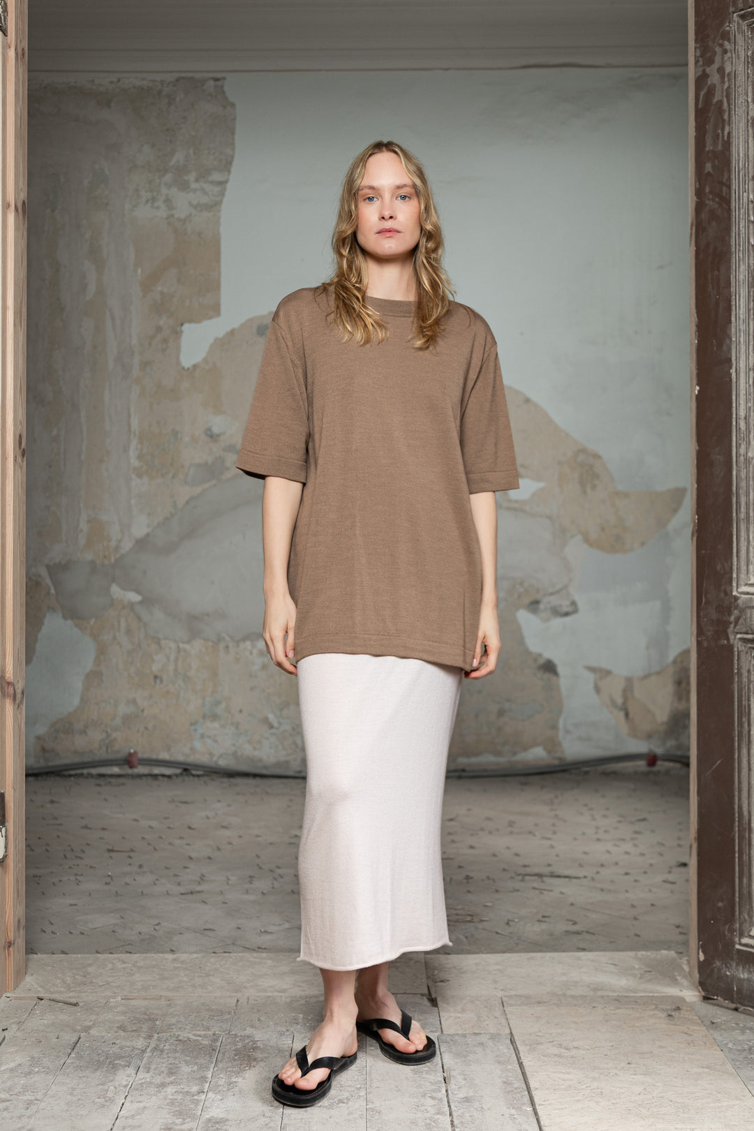 BEIGE EXTRA FINE MERINO WOOL T-SHIRT