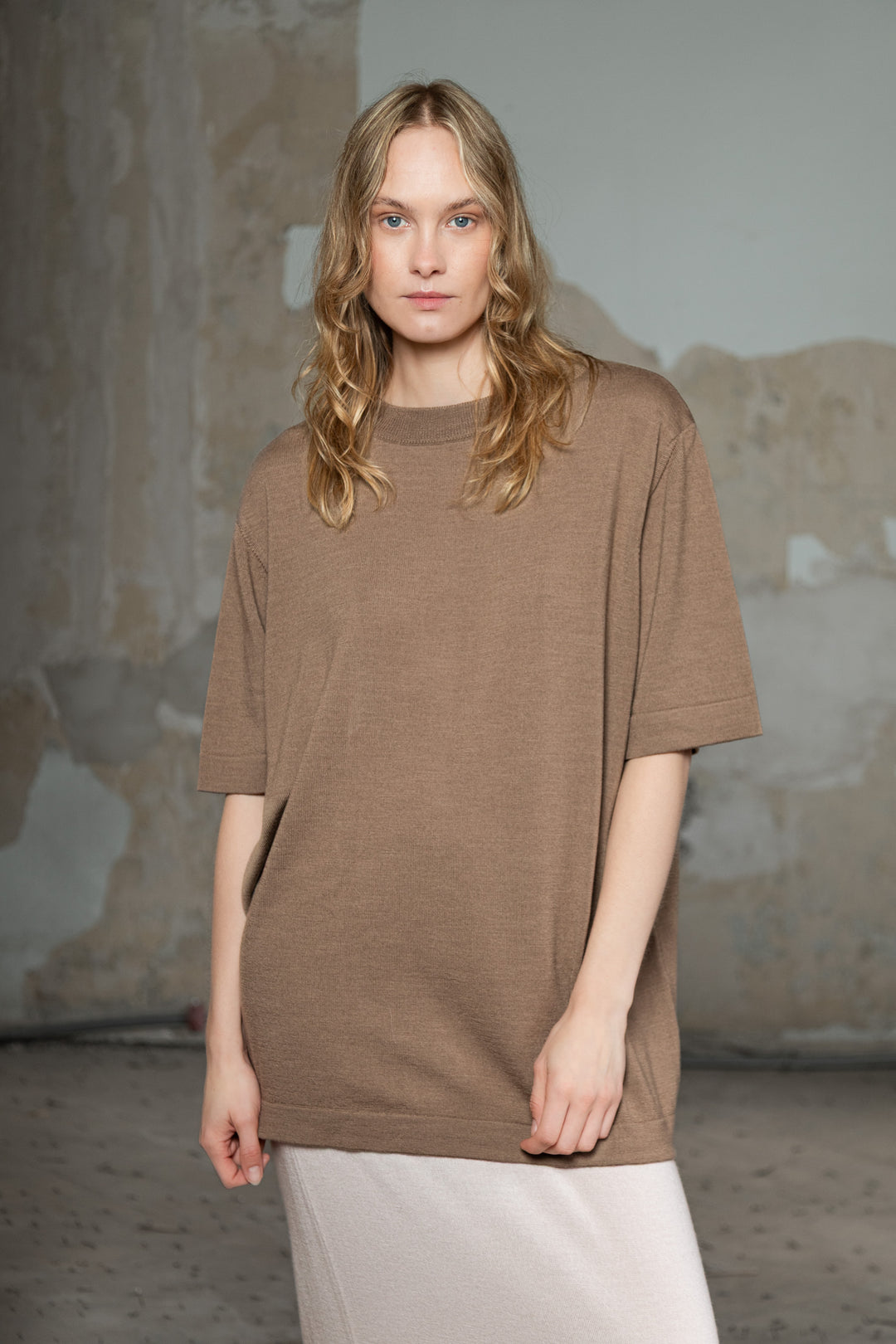 BEIGE EXTRA FINE MERINO WOOL T-SHIRT