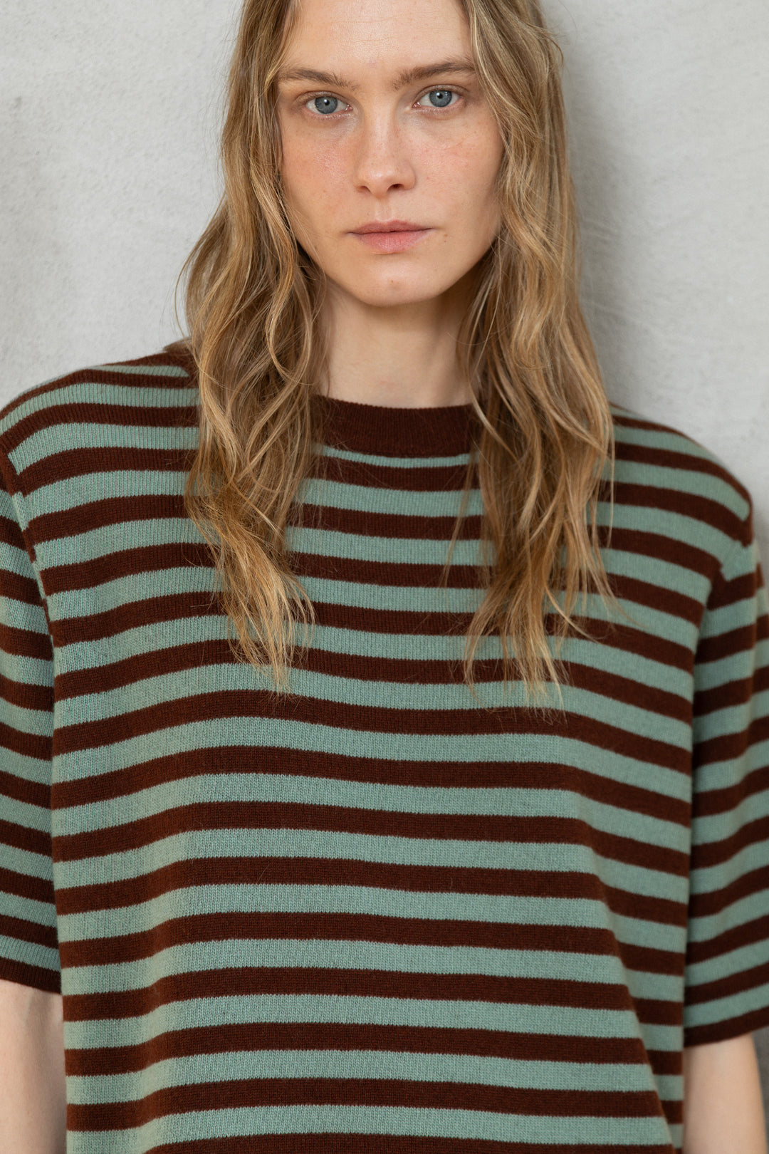 CHOCOLATE/SEA GREEN LAMBSWOOL T-SHIRT