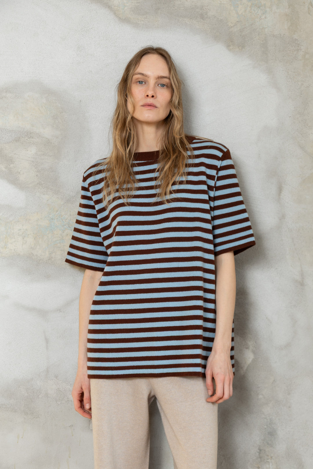 CHOCOLATE/CLOUD BLUE LAMBSWOOL T-SHIRT